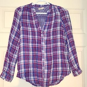 Old Navy women's v-neck flannel size L